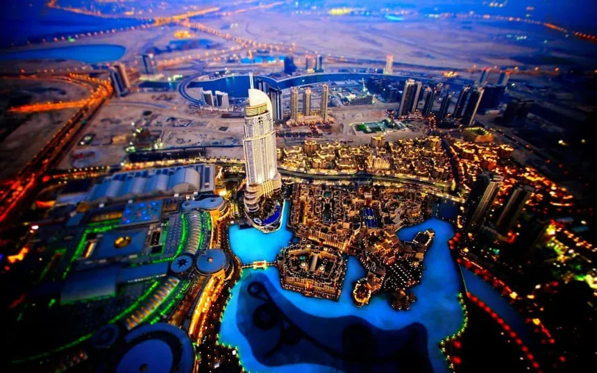 Dubai Luxury Escape with Marina Cruise and Desert Safari